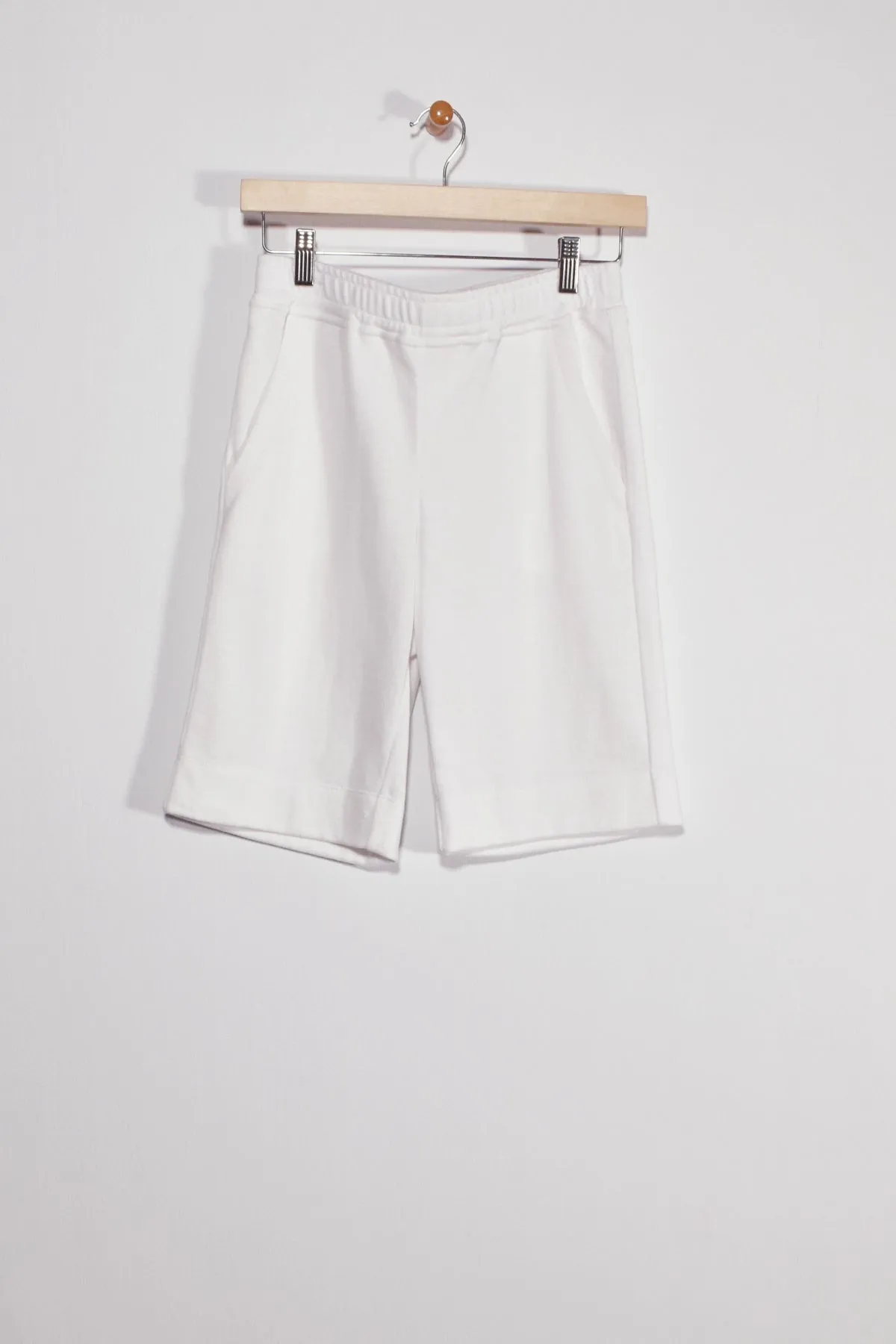 20" Shorts with Pockets