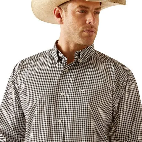 Ariat Men's Pro Series Jayden Black Classic Fit Long Sleeve Shirt
