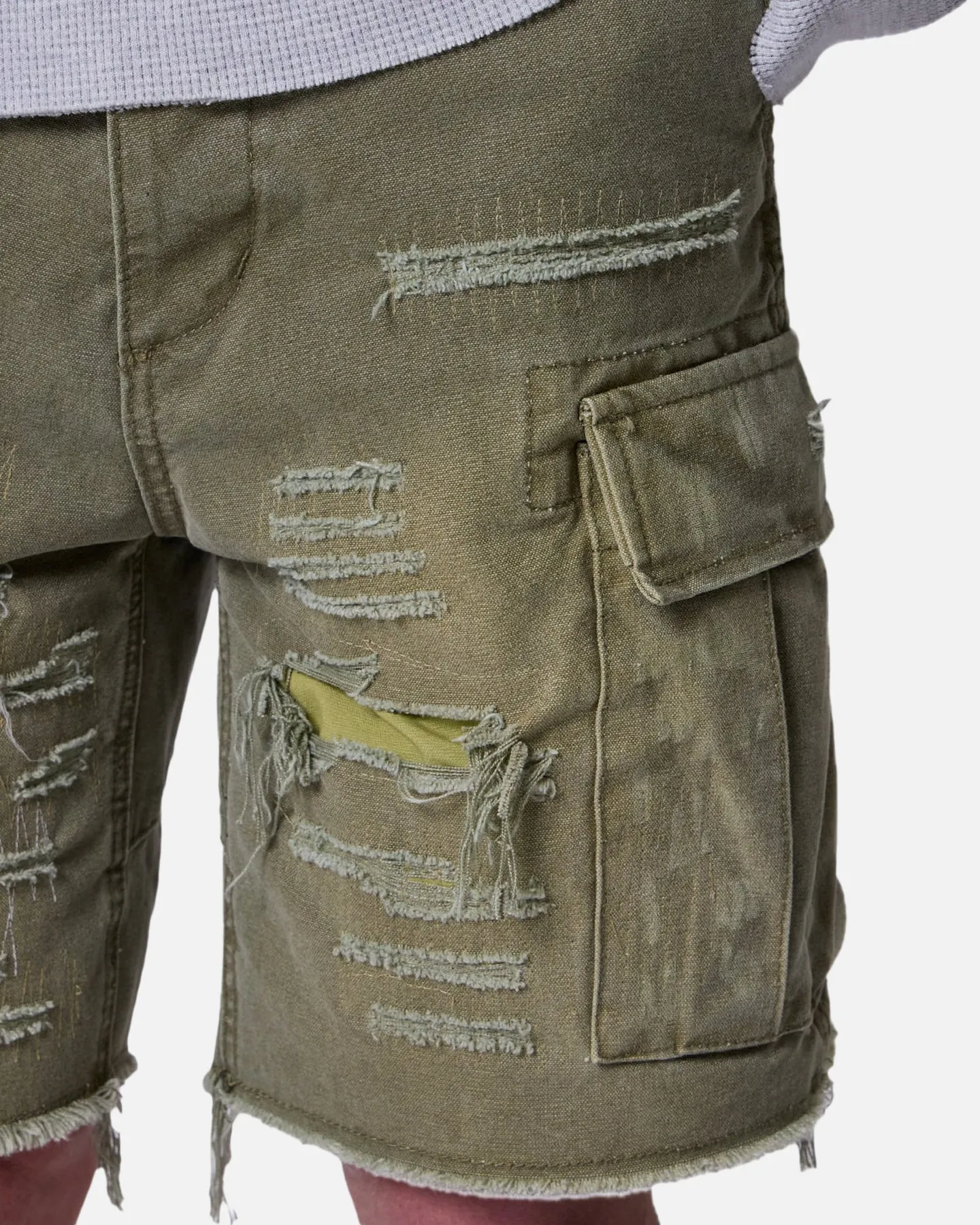 MNML Distressed Cargo Shorts Olive