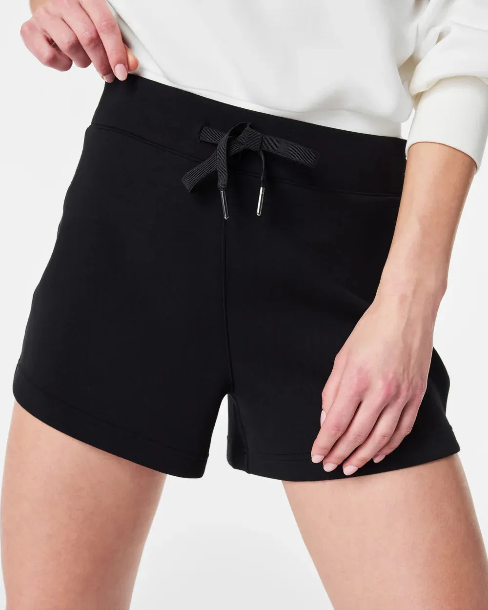 Spanx: AirEssentials Short, 4" - Black