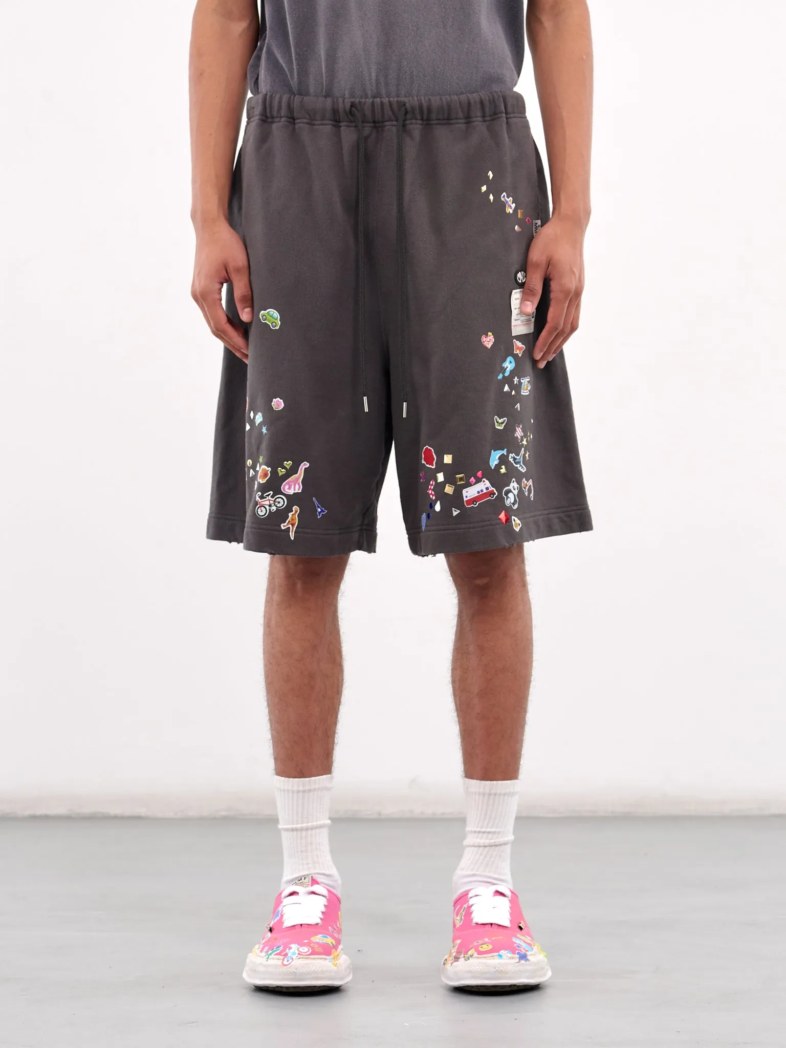 Sticker Elasticated Shorts (A14SP553-BLACK)