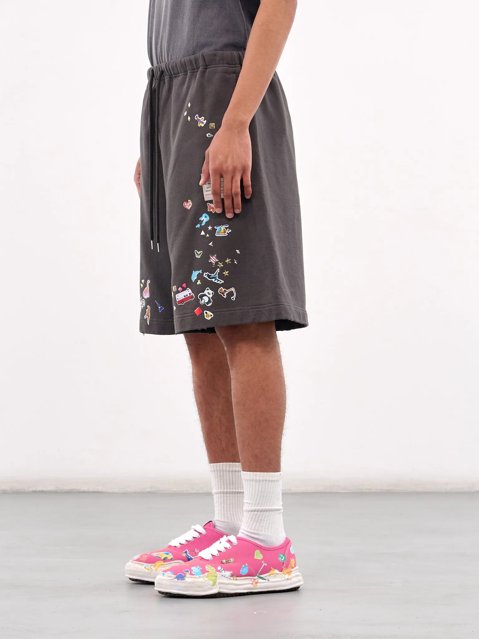 Sticker Elasticated Shorts (A14SP553-BLACK)